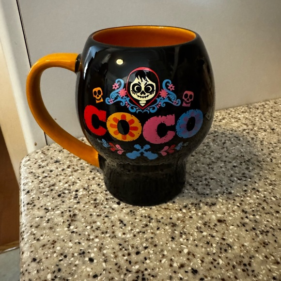 NWOT Disney Coco coloring changing Mug - Picture 2 of 7
